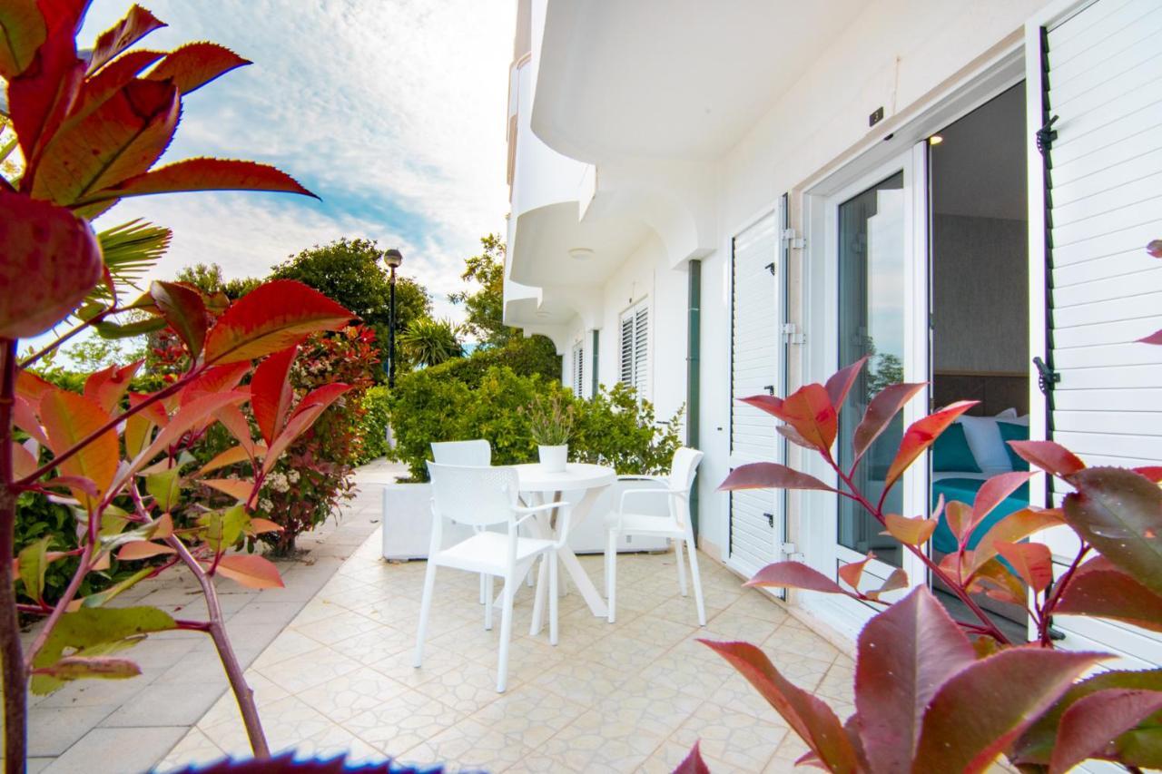 Hotel Perla - Annexes Herceg Novi Exteriör bild